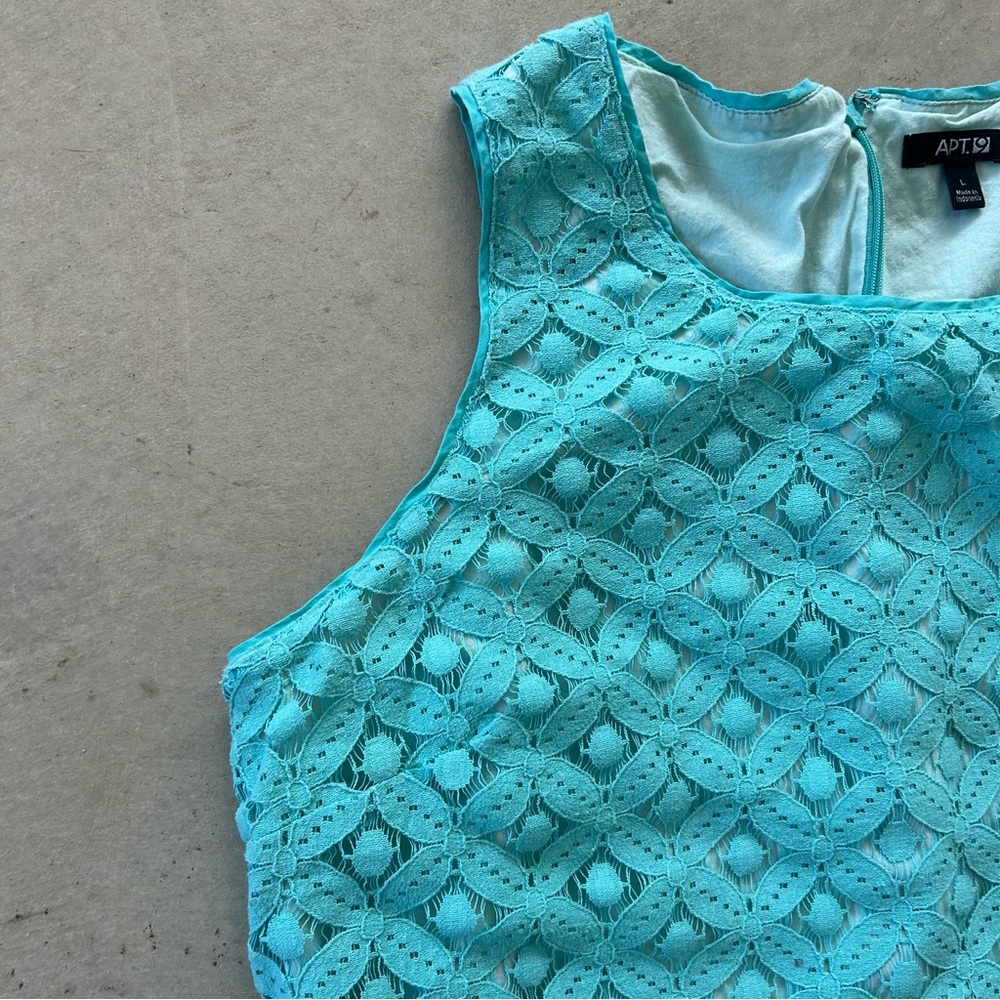 Retro lace dress - Picture 3 of 6